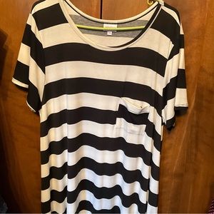 2x black and white striped Lularoe Carly hi-low